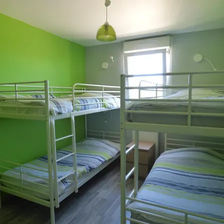 Brinchette Avec Piscine Interieure Semesterbostad *